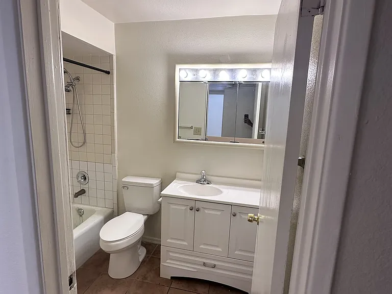 Full bathroom