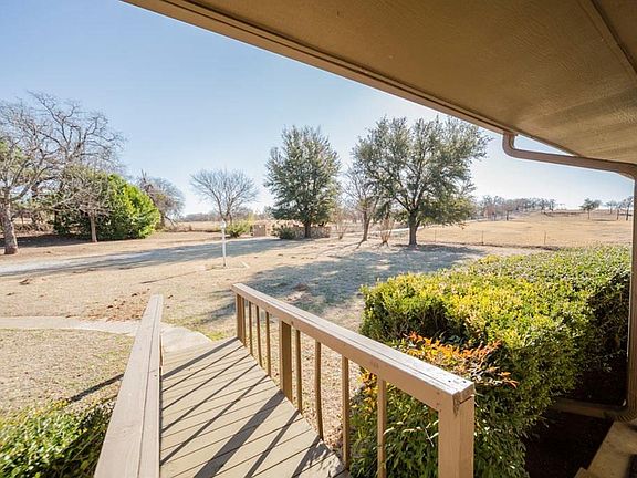 2nd image of 450 County Road 4793