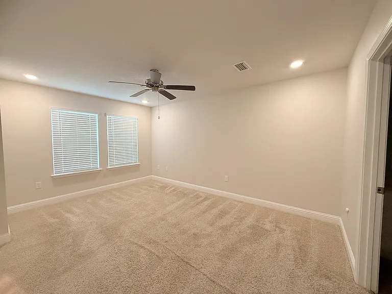 25806 Pollard Rd #52 — Photo 9