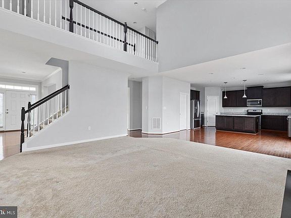 5th image of 181 Fitzgerald St