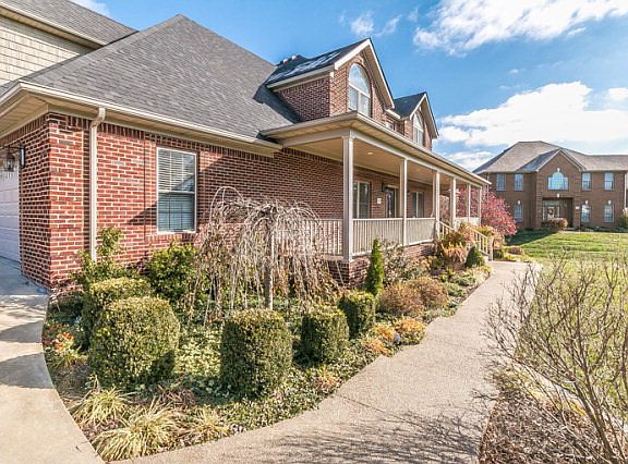 4th image of 508 Garden Springs Dr