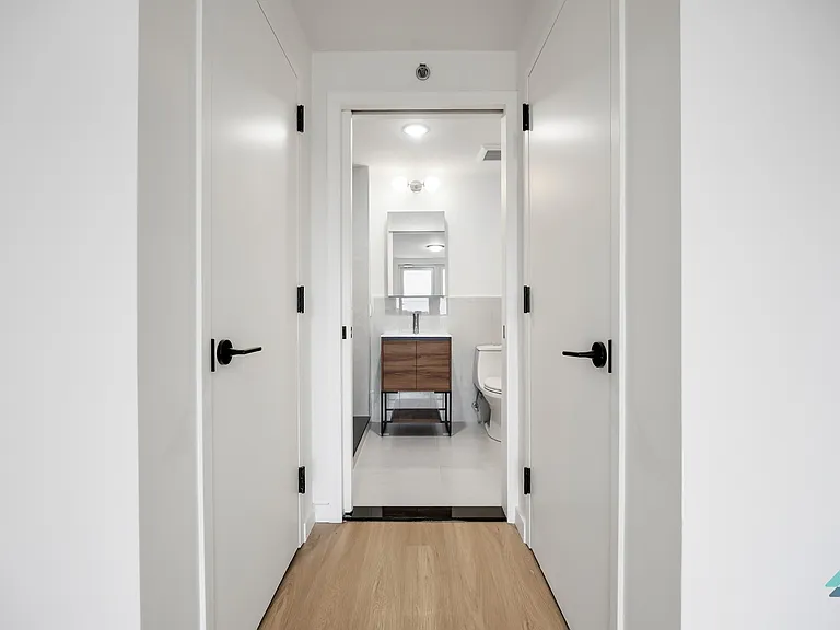 3510 Glenwood Rd #5J — Photo 13