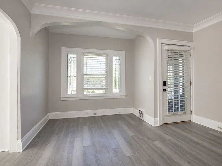 3300 Dellwood Rd — Photo 3
