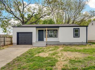 2336 N Lexington Ave, Springfield, MO 65803