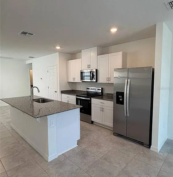 3900 Giorgio Dr — Photo 14