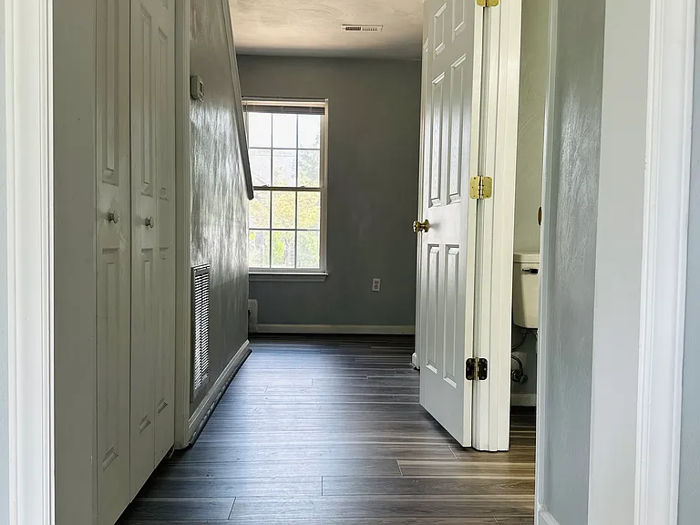 4826 Golfview Dr NE — Photo 17