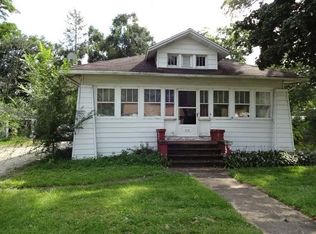 310 Bruce Rd, Lockport, IL 60441