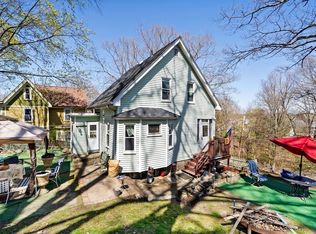 27 Rowe St, Boston, MA 02131