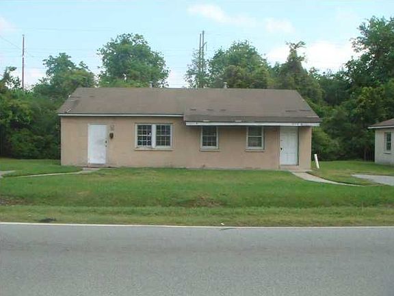 2nd image of 3106 Azalea Dr #A