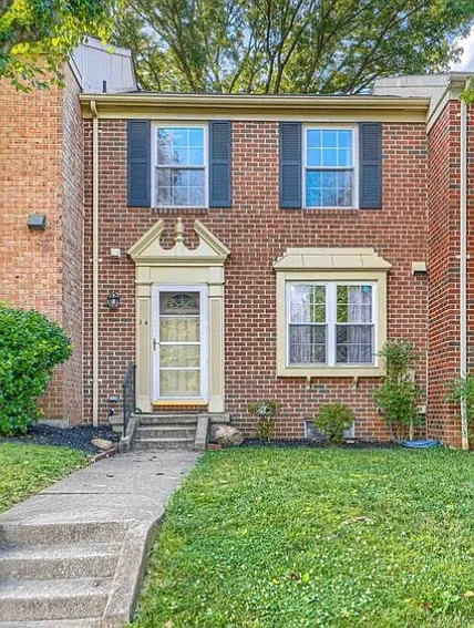 34 Castlebar Ct