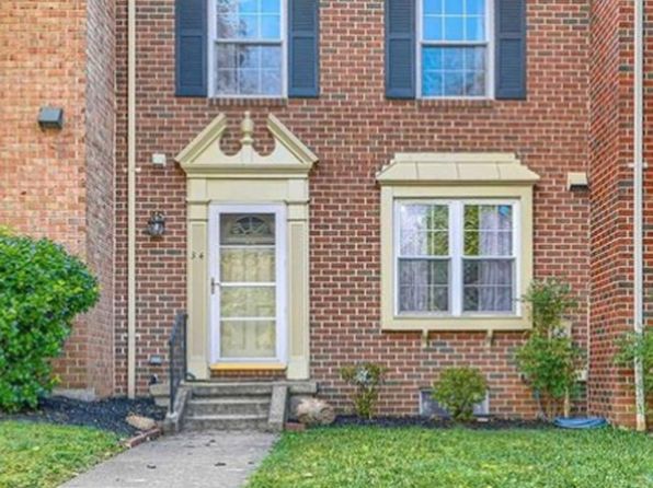 34 Castlebar Ct