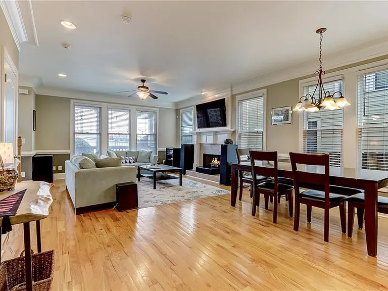 345 Chastain St SE — Photo 6