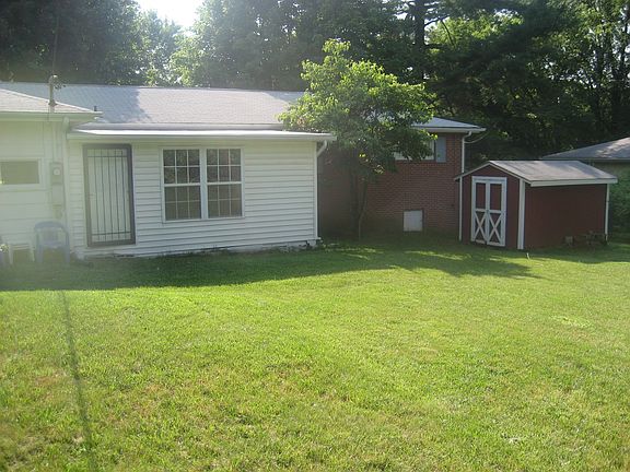Sun room and Shed