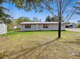 102 Willow Creek Rd, Fairfield, ID 83327