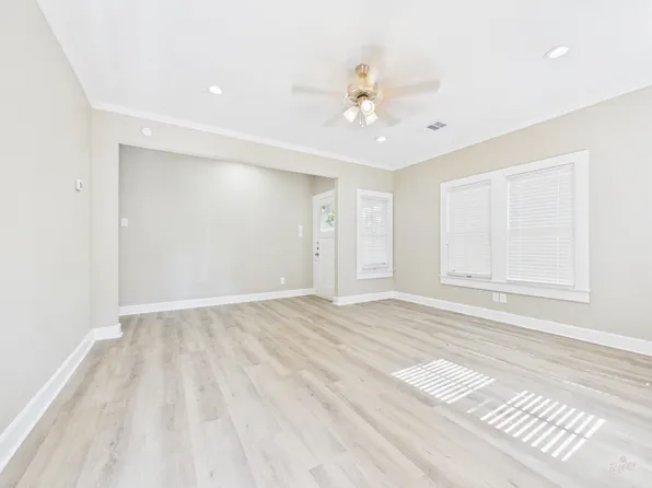 1903 David St #A, Austin, TX 78705
