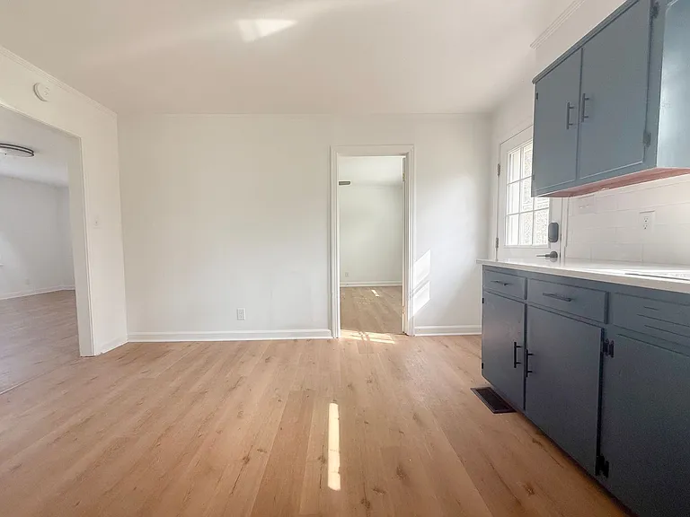 125 Woodland St — Photo 12