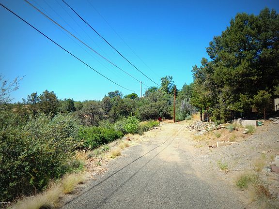 3rd image of 4783 E Gloria Dr