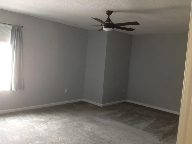 503 Walnut Dr — Photo 8