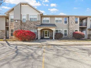 1718 Algonquin Rd, Iowa City, IA 52245