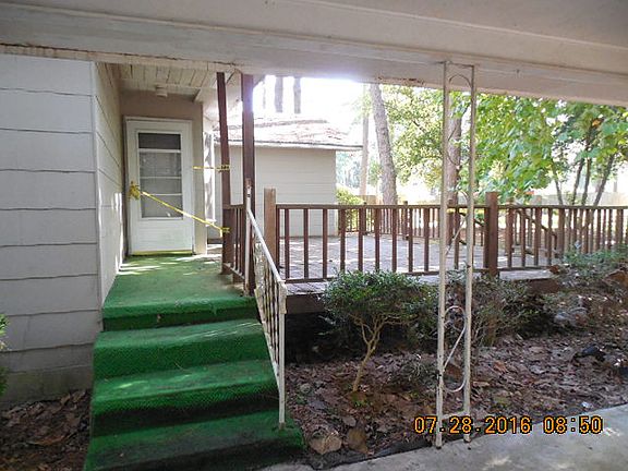 4th image of 204 Eastlake Dr