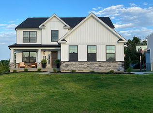 602 Honor Ln, Oxford, OH 45056