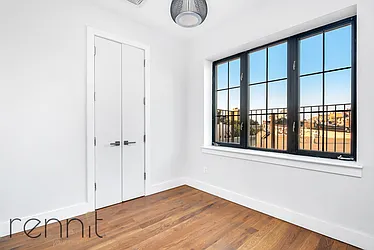 Rented by Rennit Inc.