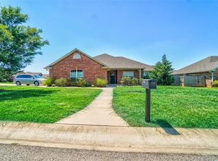 1951 Glenbrook Dr, Shawnee, OK 74804
