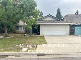 1803 E Shea Dr, Fresno, CA 93720