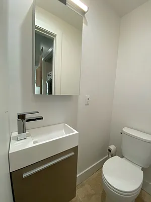 Rented by Compass | media 22