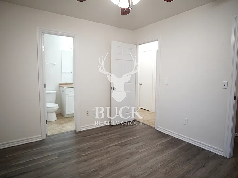 6803 Woodlake Dr — Photo 20