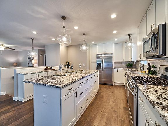 3rd image of 233 Saint Marys Dr