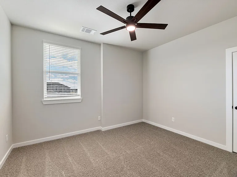 4025 Lecroy Ct — Photo 17