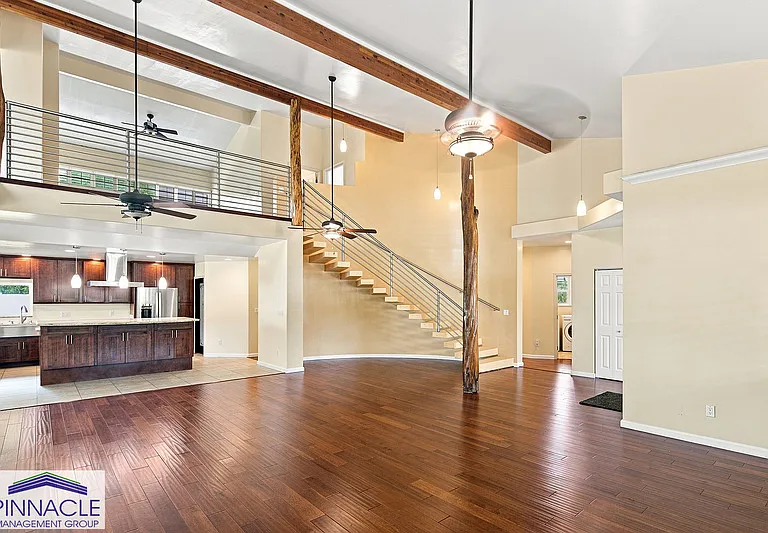 6171 Summer St — Photo 1
