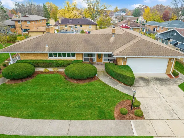 126 Scotdale Rd, La Grange Park, IL 60526