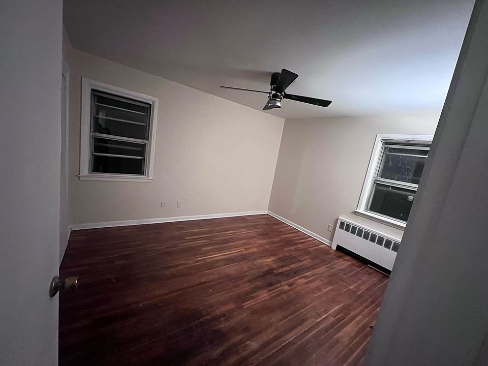 1st image of 2265 E 72nd St #2F