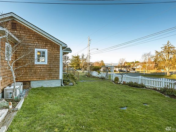 5th image of 606 NE Gould St