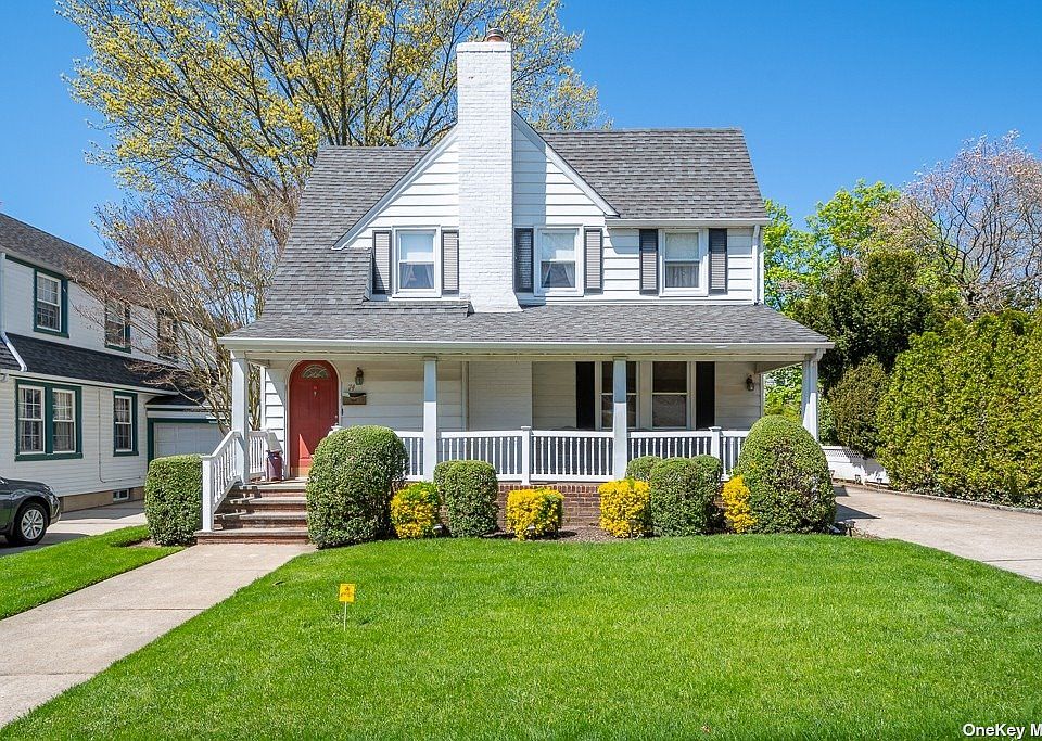 74 Roosevelt Street, Garden City, NY 11530 Zillow