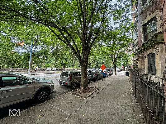 Rented by Keller Williams NYC | media 15