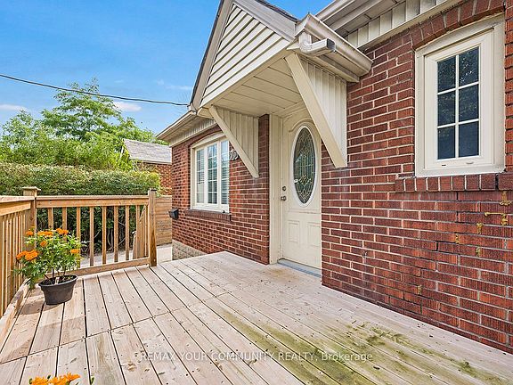 4th image of 73 Struthers St