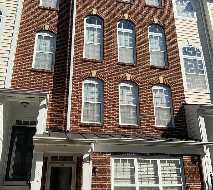 1st image of 918 Pine Forest Ln #1809