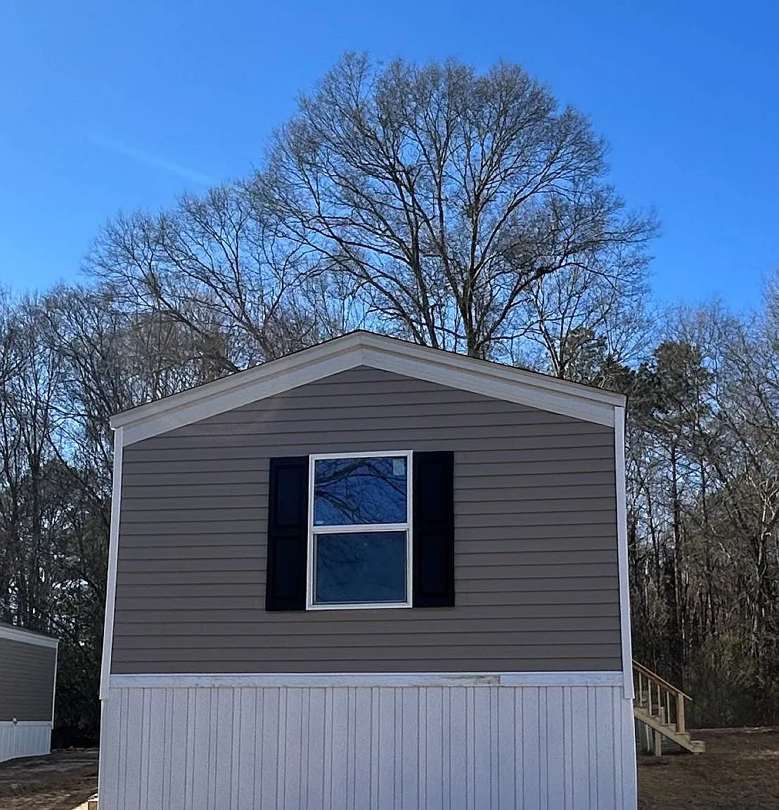 3 bed, 2.0 bath, 1140 sqft, $1,100 — Photo 3