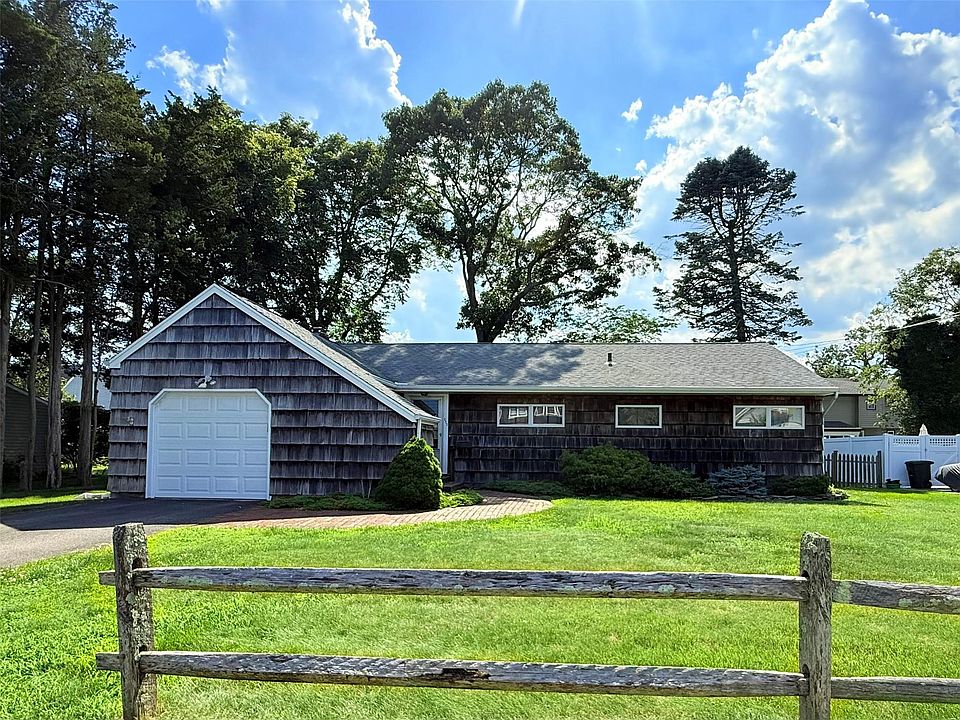 1st image of 262 Handsome Avenue