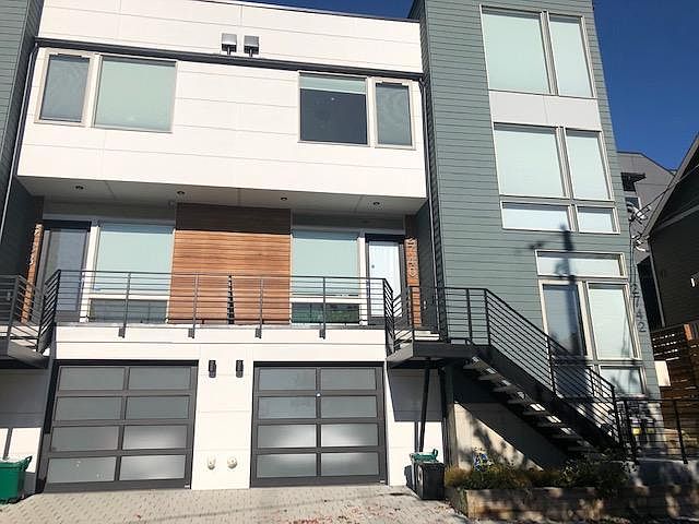 1st image of 2740 S Elmwood Pl