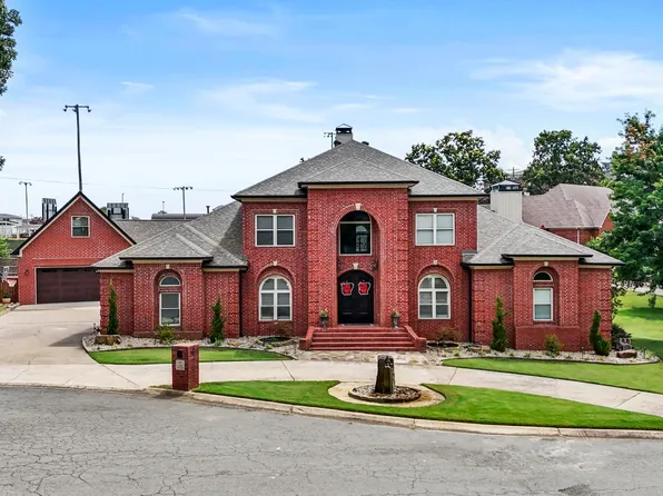 100 Caney Creek Ct, N Little Rock, AR 72116