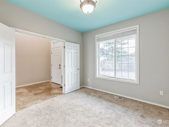 5th image of 1907 8th Avenue SE
