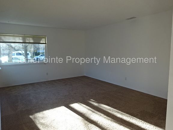 5th image of 1312 Topaz Way