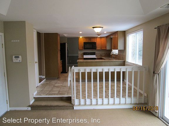 4th image of 7860 Conifer Dr