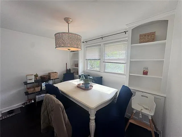 3 bed, 2.0 bath, 1525 sqft, $2,000 — Photo 4