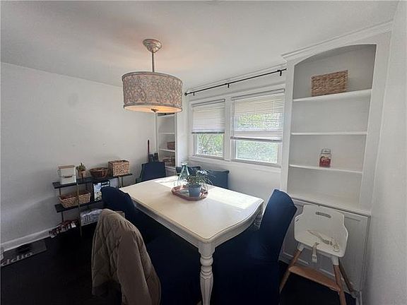 4th image of 6554 Milne Blvd