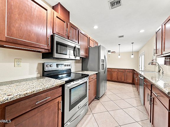 3rd image of 13339 W DESERT GLEN Drive